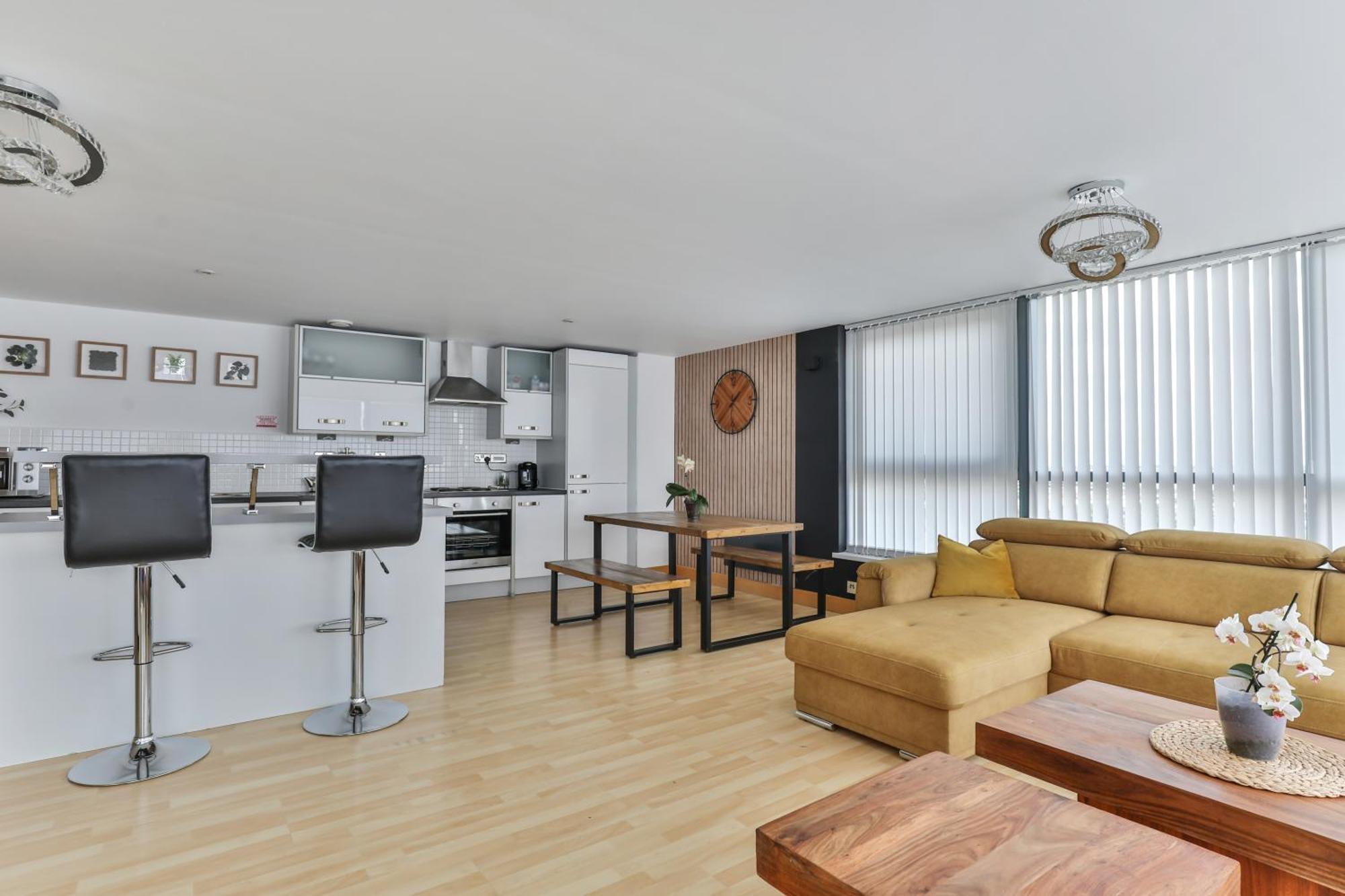 Large Central Penthouse In Leeds Лидс Экстерьер фото