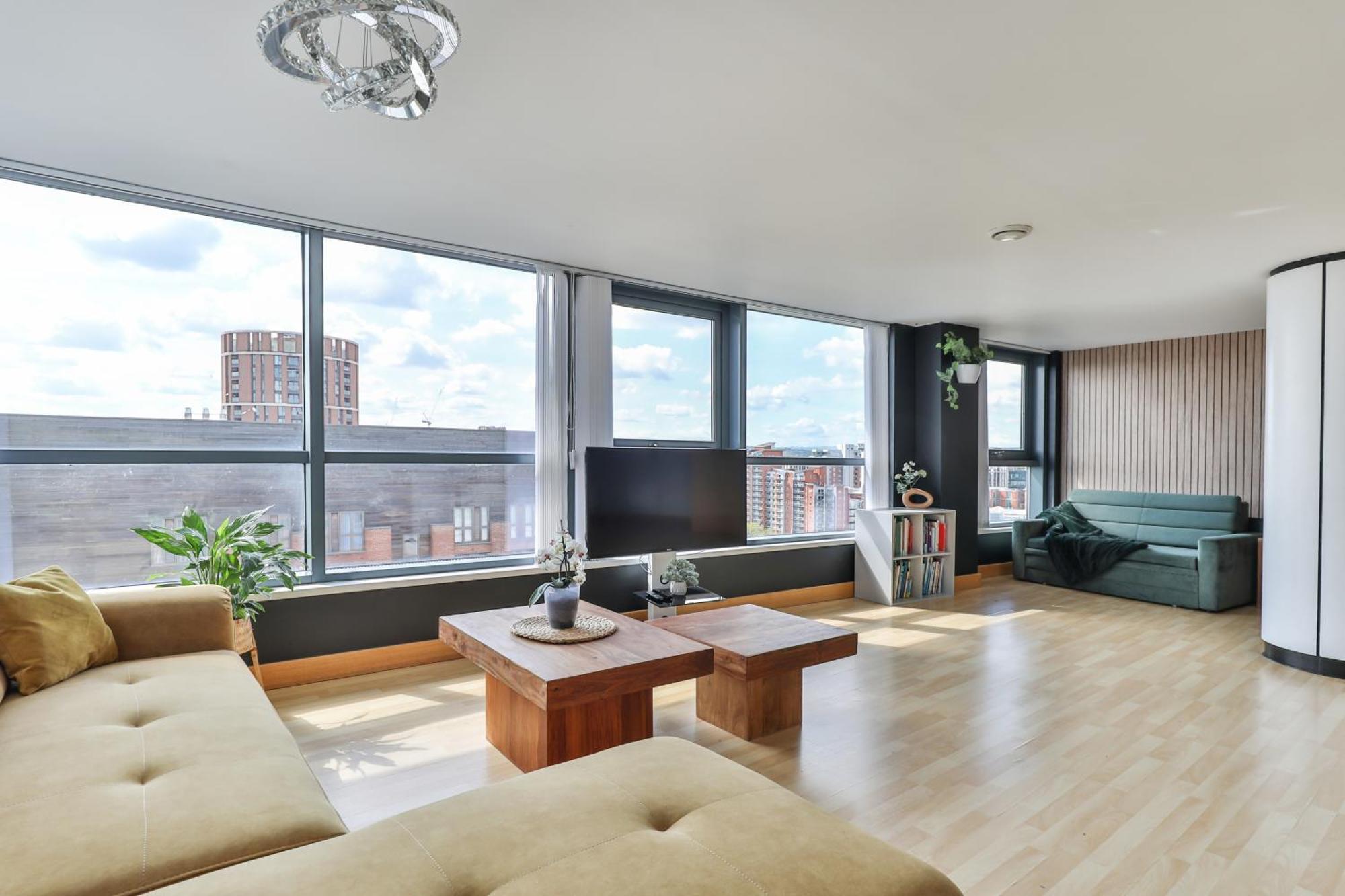 Large Central Penthouse In Leeds Лидс Экстерьер фото